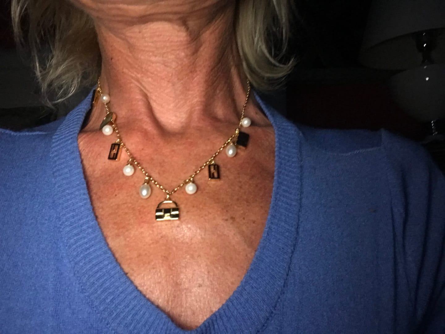 Customer photo review of FF BUCKLED PEARL GOLD NECKLACE
