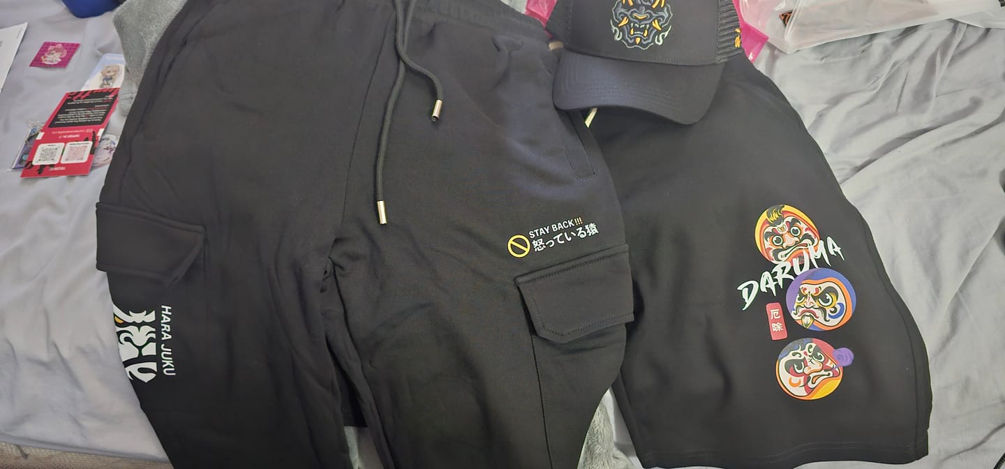 Customer photo review of Daruma - Shorts