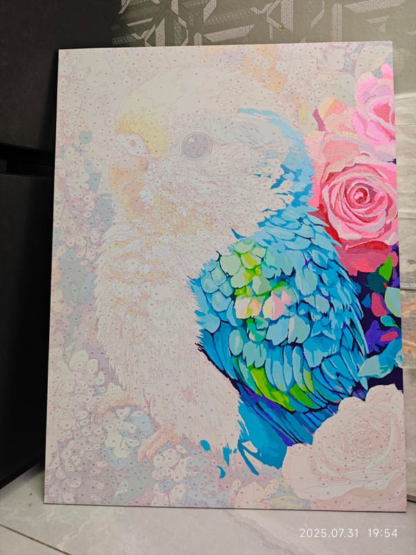 Customer photo review of A Colorful Parrot