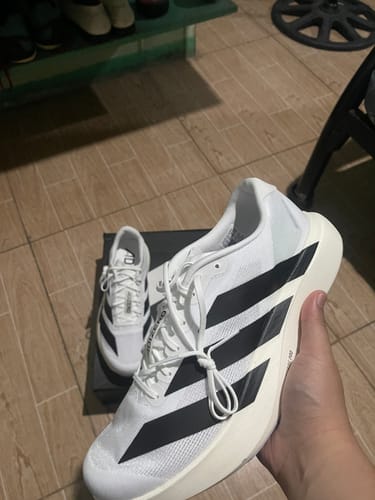 Customer photo review of adidas Men's Adizero EVO SL Running Shoes