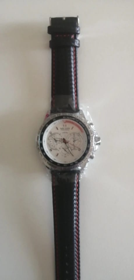 Customer photo review of MEGIR - LuxoWear