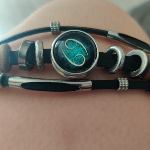 Customer photo review of Bouton pression à signes astrologiques pour bijoux interchangeables