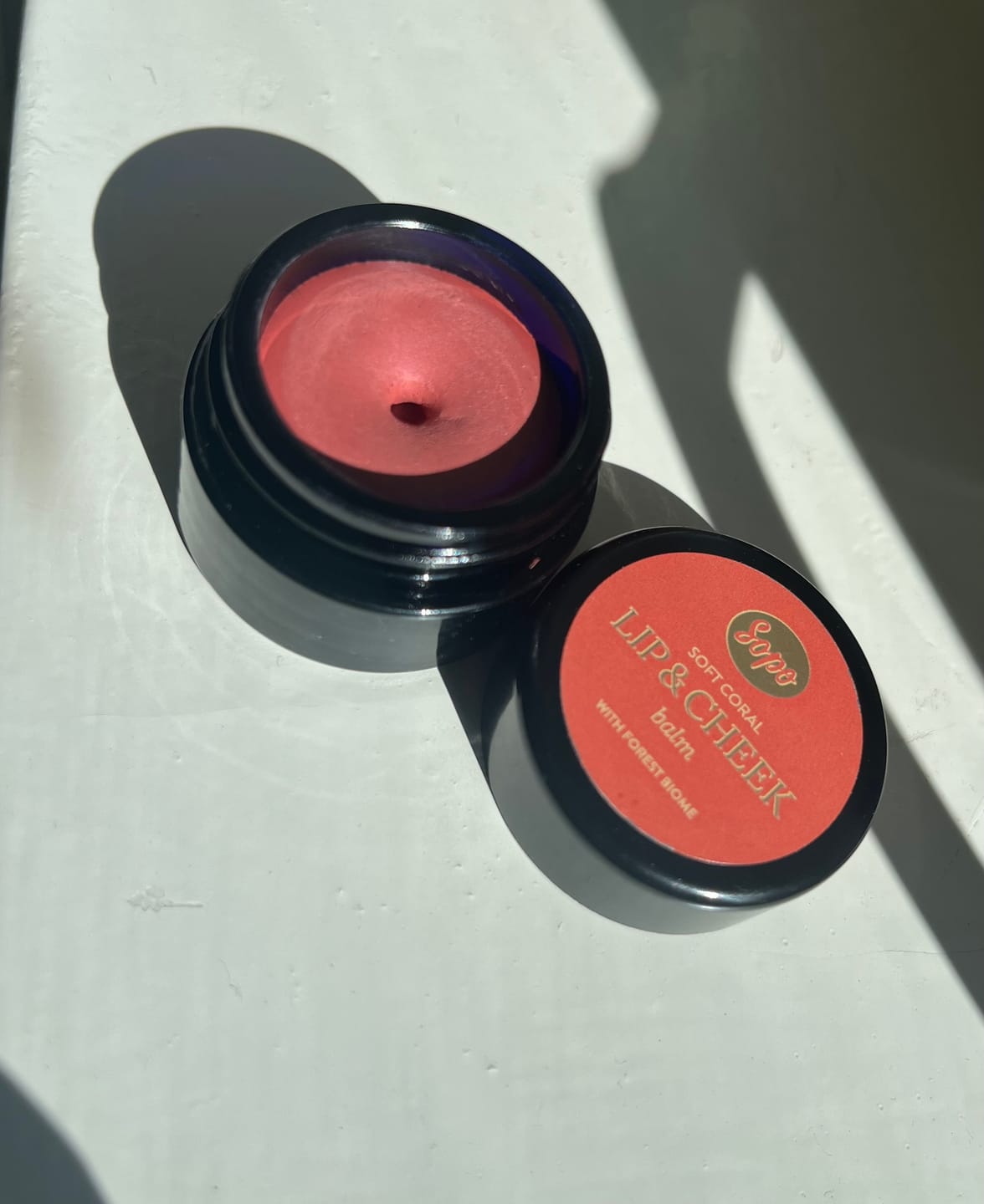 Customer photo review of Huulivoide ja Poskipuna Metsäbiomilla - 3 värivaihtoehtoa