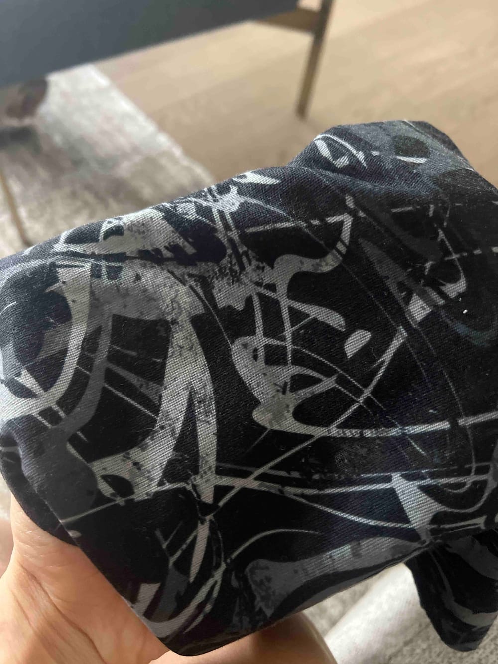 Customer photo review of Valeria Wear - Karışık Siyah Beyaz Desenli Buff