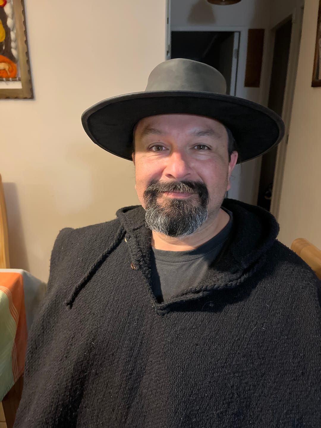 Customer photo review of SOMBRERO NEGRO DE CUERO