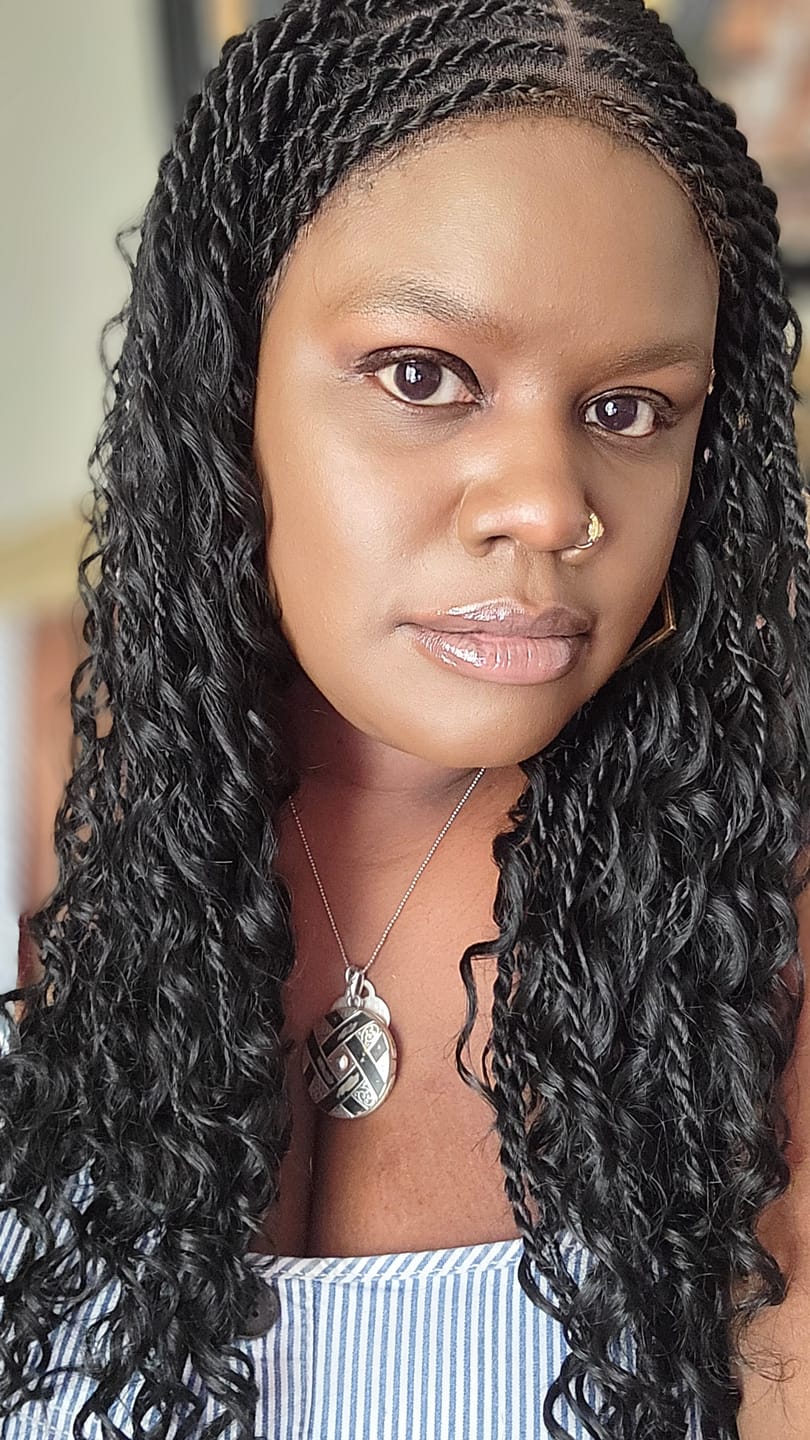 Customer photo review of Janet Collection Melt Human Hair Blend 360 13x6 Glueless HD Lace Frontal Wig - BOHO SENEGAL TWIST 30