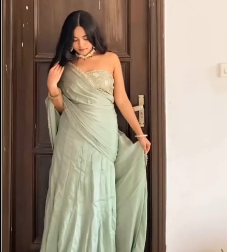Customer photo review of Alaya Mehfil Smoke Green Godet Sari set