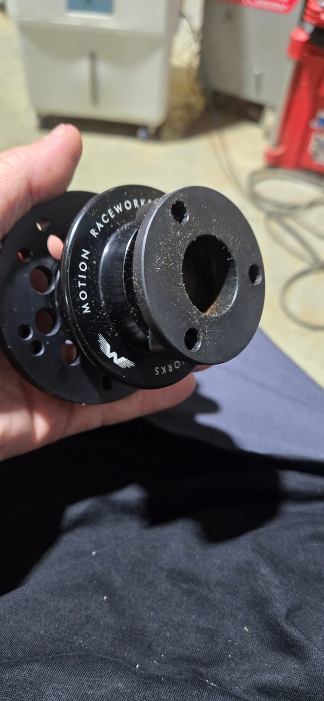 Customer photo review of Motion GM/Ford Bolt-On SFI Steering Quick Release Hub 5/6 Bolt Pattern 15-270