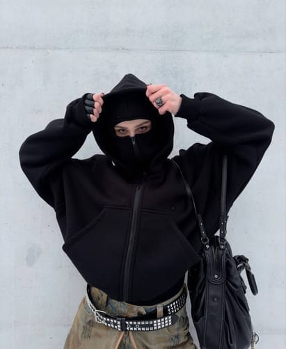 Customer photo review of 470 GSM BALACLAVA HOODIE LIMITED SILVER