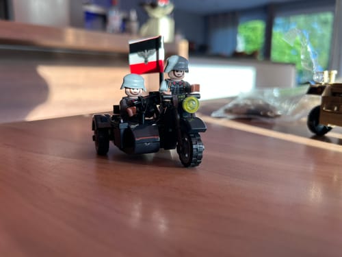 Customer photo review of Weapons + Accessories | 75 PCS