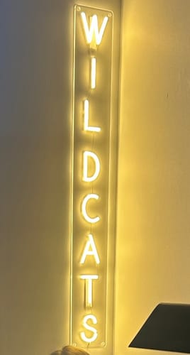 Customer photo review of CN custom sign (Toni）