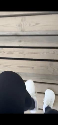 Customer photo review of Vaistoa Katu 2 -paljasjalkasneakerit