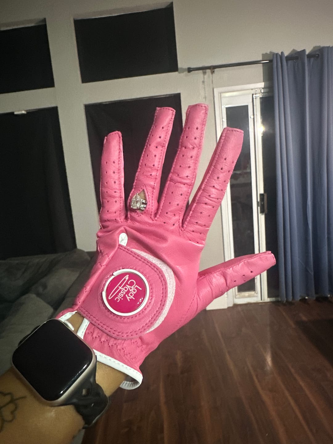 Customer photo review of Lady Classic Nail & Ring Glove