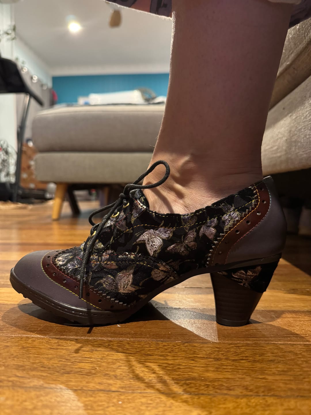 Customer photo review of Vintage Butterfly Elegance Leather Pumps