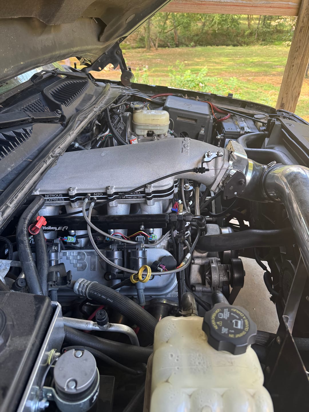 Customer photo review of Holley Hi-Ram / Low Ram Throttle Cable Bracket Black Anodized (Motion/Lokar Throttle Cable) 18-10005
