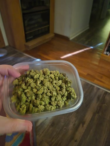 Customer photo review of Runtz - 28 Grams - Minis (Hybrid)