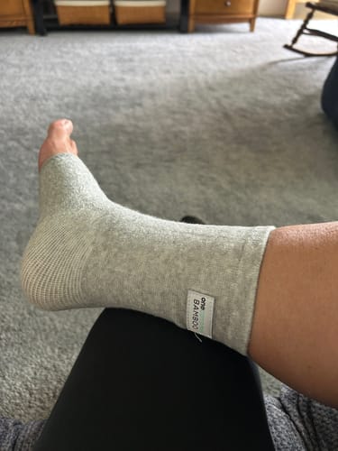 Customer photo review of Premium Anti-Fatigue Bamboo Footsleeves