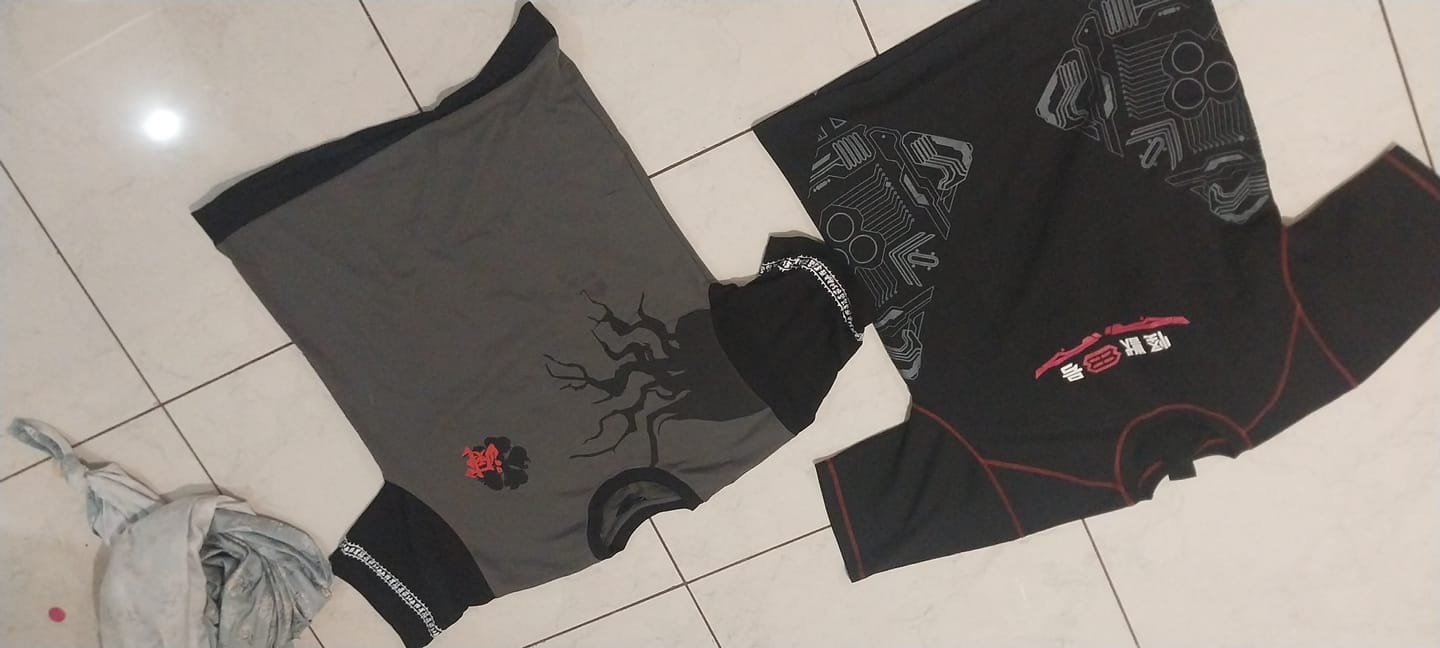 Customer photo review of Anti-Magic // Asta // Screen & Puff Oversized T-shirt