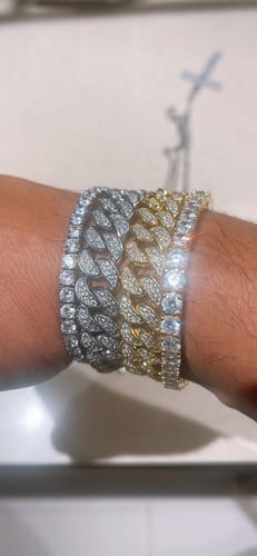 Customer photo review of 2mm 14K Gold/White Gold Basket Weave Chain Necklace