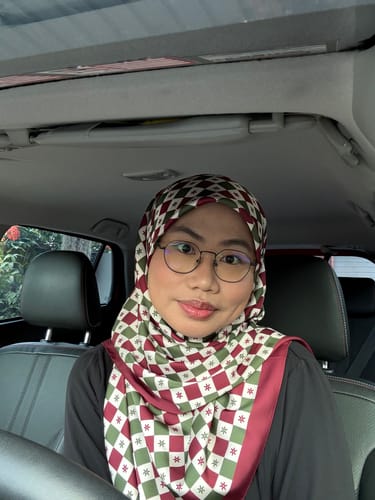 Customer photo review of Monogram Square (Burgundy)