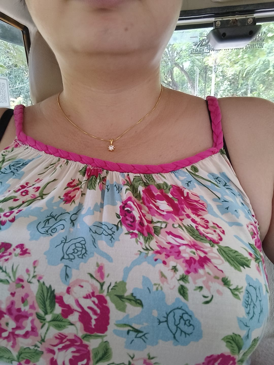 Customer photo review of Royal Solitaire Necklace
