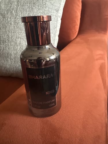 Customer photo review of Bharara King For Men Eau de Parfum Spray