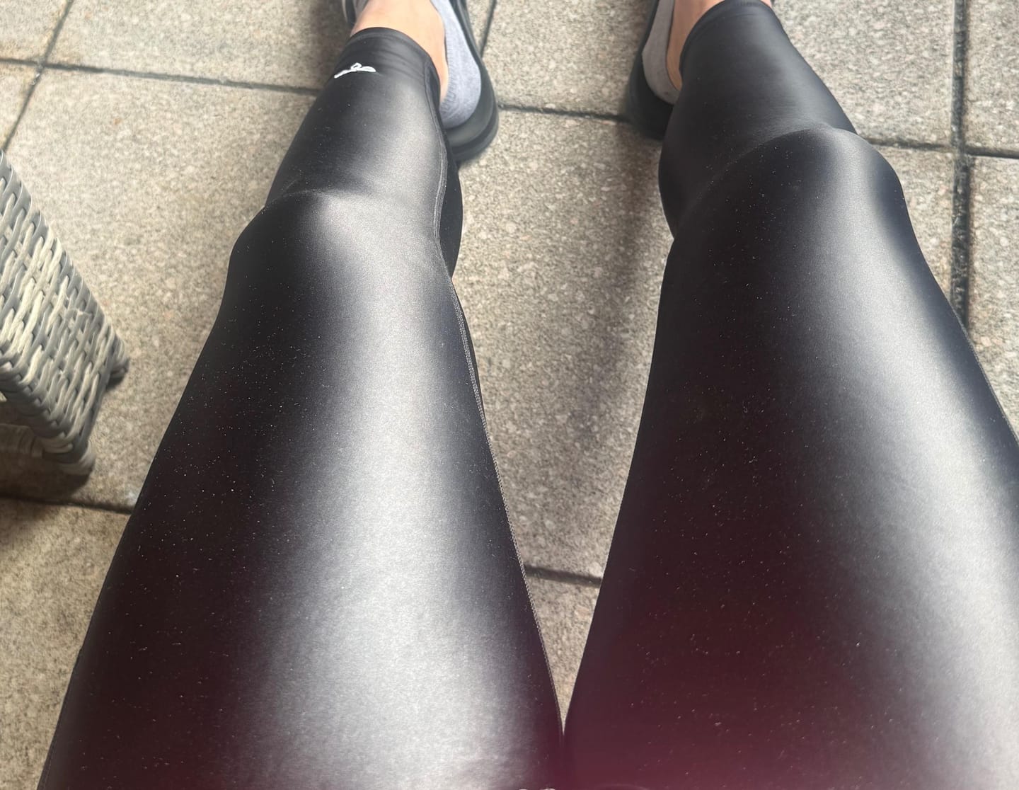 Customer photo review of Elegant Leggings shine men