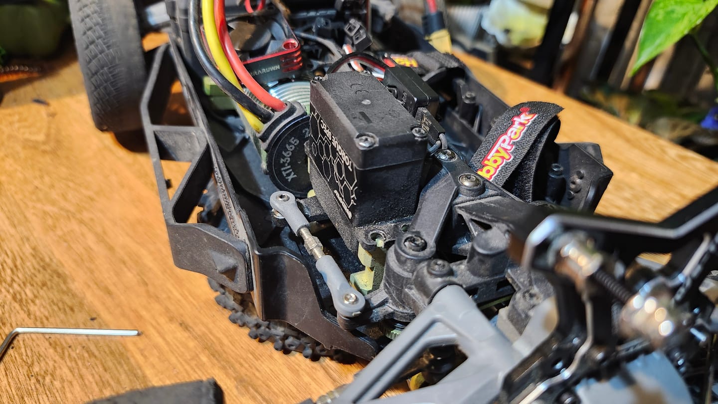Customer photo review of Aluminum Servo Conversion Block For RZ001 and XTS-F10