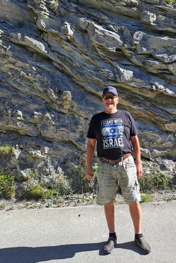 Customer photo review of I STAND WITH ISRAEL | Classic Unisex T-Shirt | 100% Baumwolle