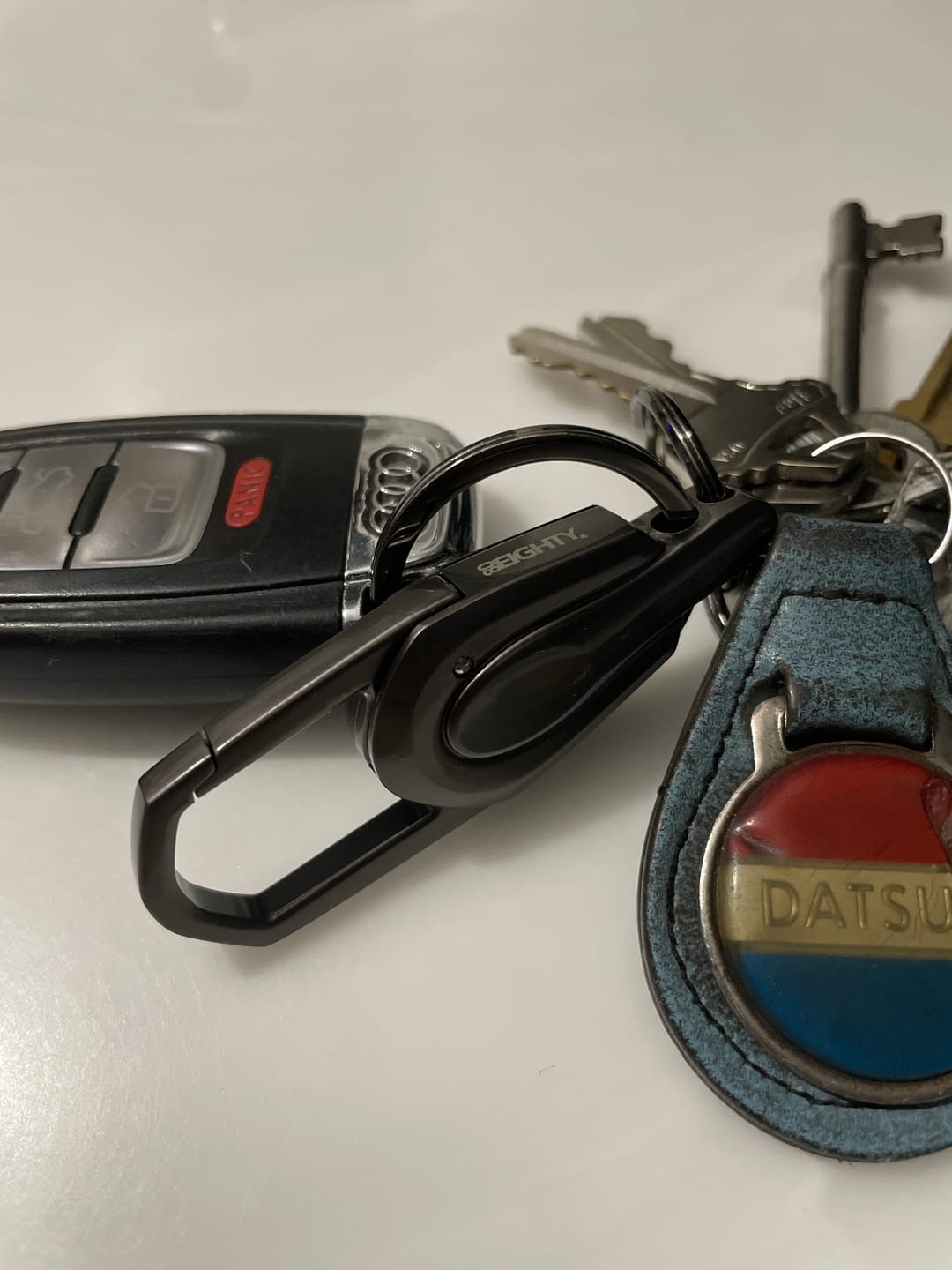 Customer photo review of 80Eighty® Zinc Alloy Keychain