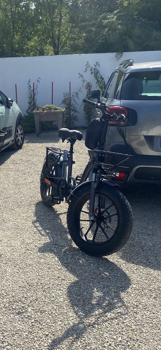 Customer photo review of Vakole Y20 Pro 20" Fat Bike 1440Wh Foldable Step-through E-bike 48V 30Ah Battery