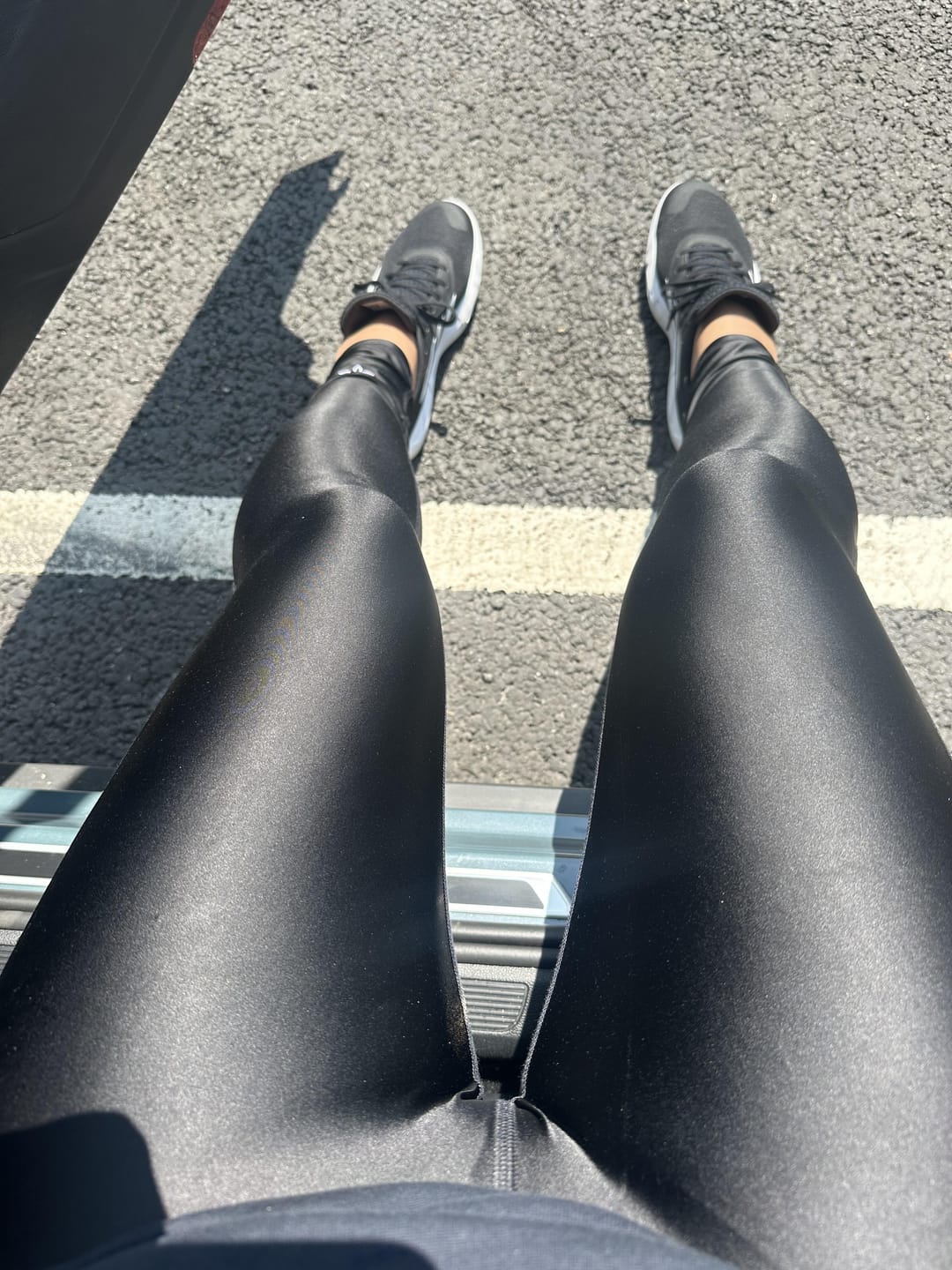 Customer photo review of Elegant Leggings shine men