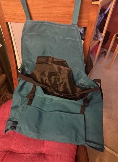 Customer photo review of GardenMate™ - Cross Back Gardening Apron