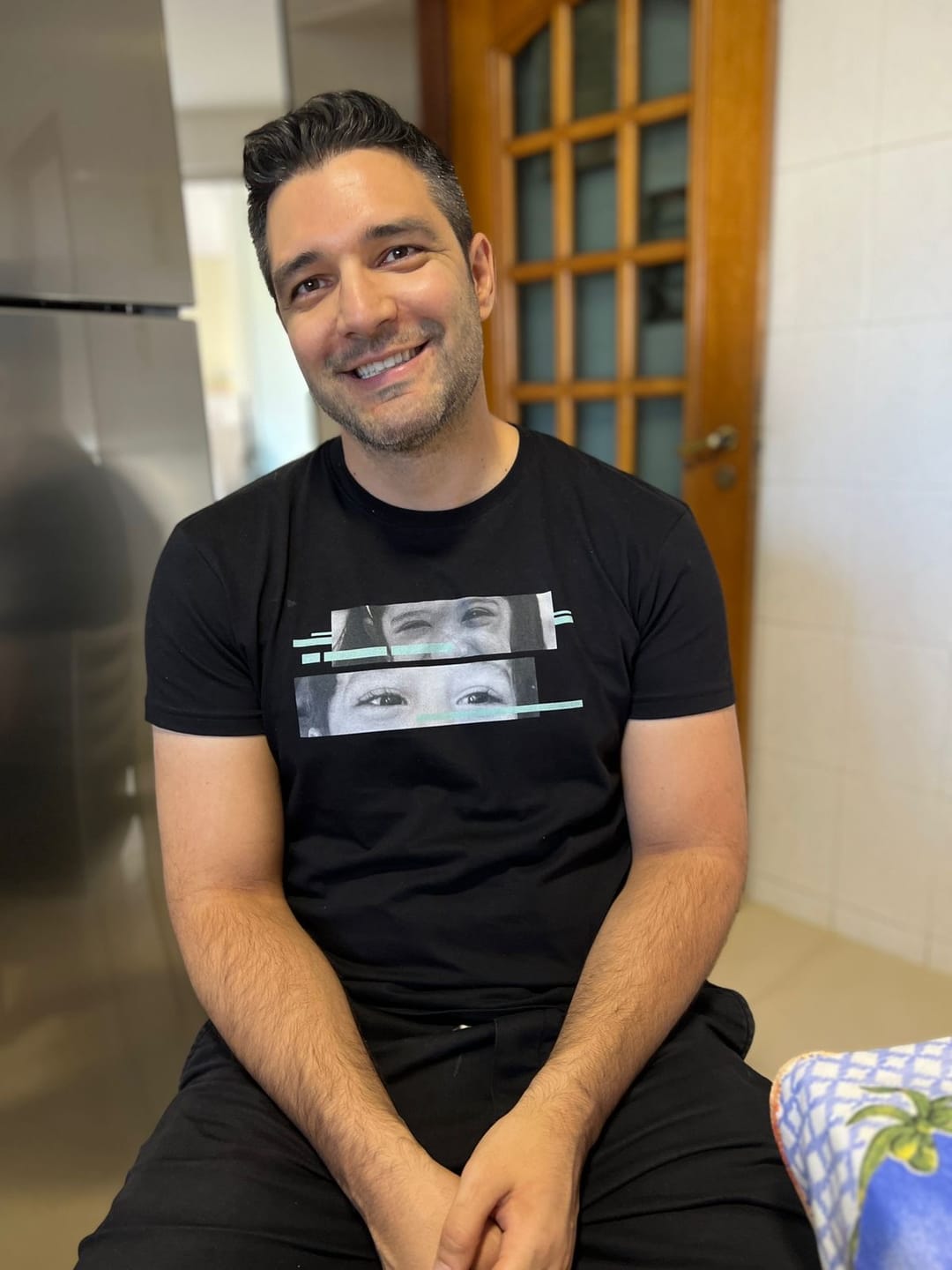 Customer photo review of Camiseta Personalizada DIA DOS PAIS - OLHARES DOS FILHOS - Algodão Peruano