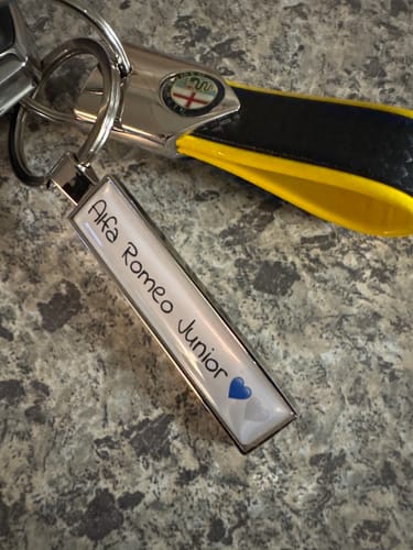 Customer photo review of Kennzeichen Schlüsselanhänger Mini Nummernschild Metall