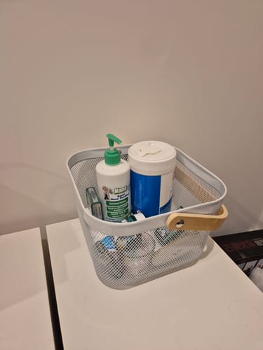 Customer photo review of Small White Mesh Basket with Wooden Handle