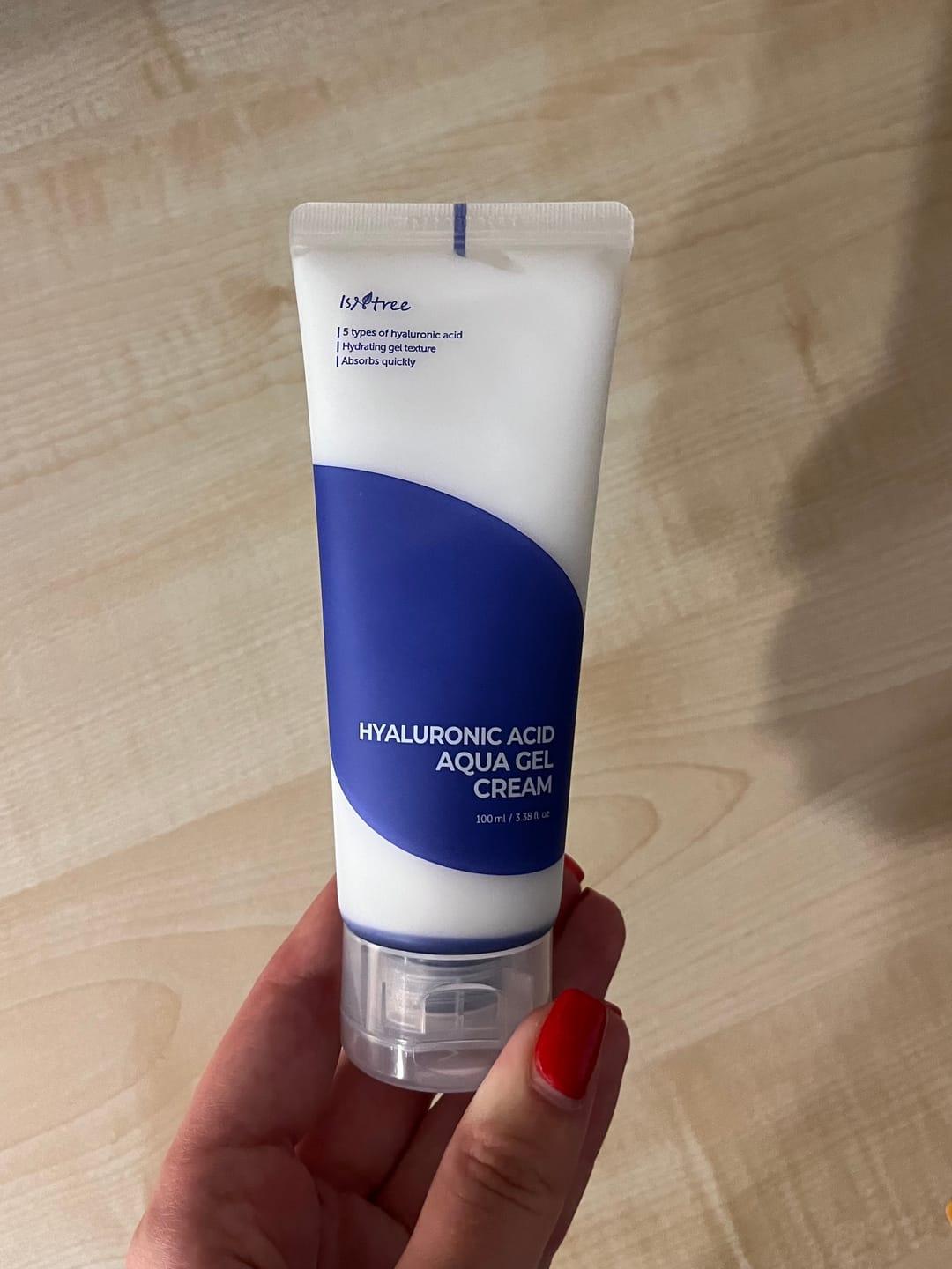 Customer photo review of Mitrinošs gelveida krēms ar hialuronskābi IsNtree Hyaluronic Acid Aqua Gel Cream