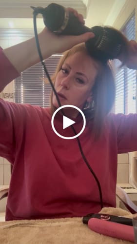 Customer video review of Moyoko Magnitude Blowbrush – Black