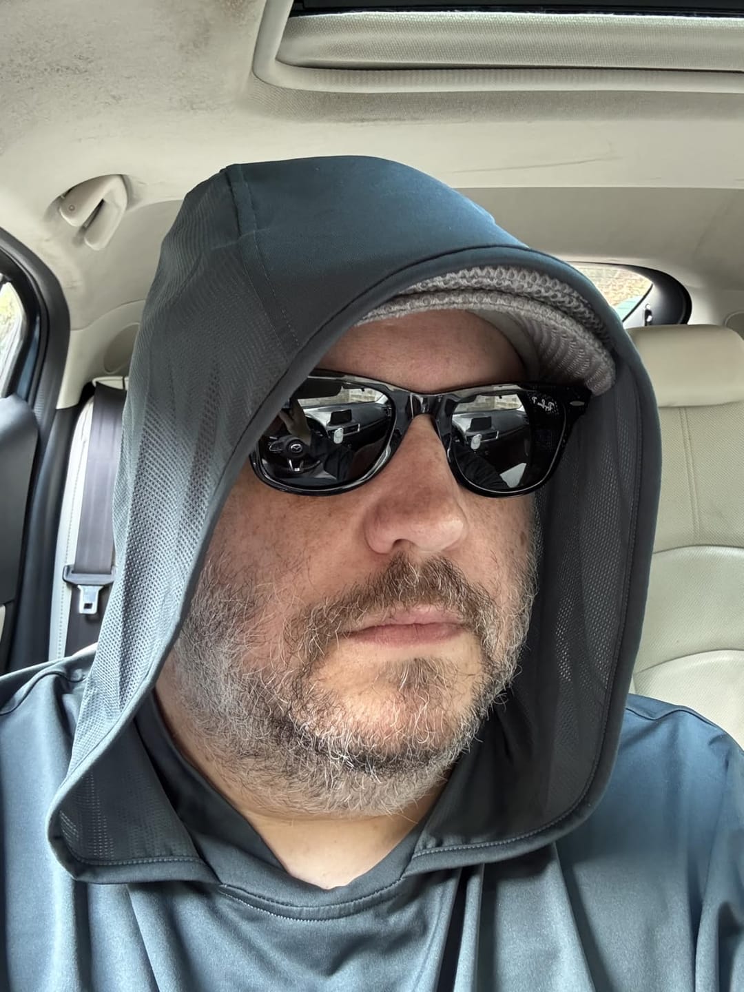 Customer photo review of Men’s UPF 50+ Sun Long Sleeve Hooded Shirts FS03M