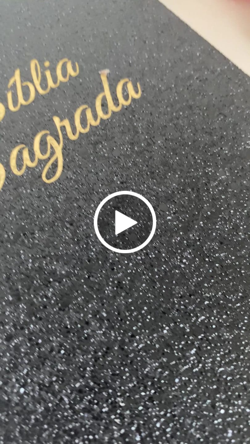 Customer video review of SHINE GLITTER 0,8MM COM FUNDO SPUN COR PRETO