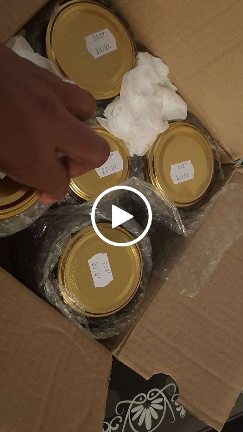 Customer video review of 2 kg flytande honung + 250g honung med ingefära för 579kr ink. fri frakt!