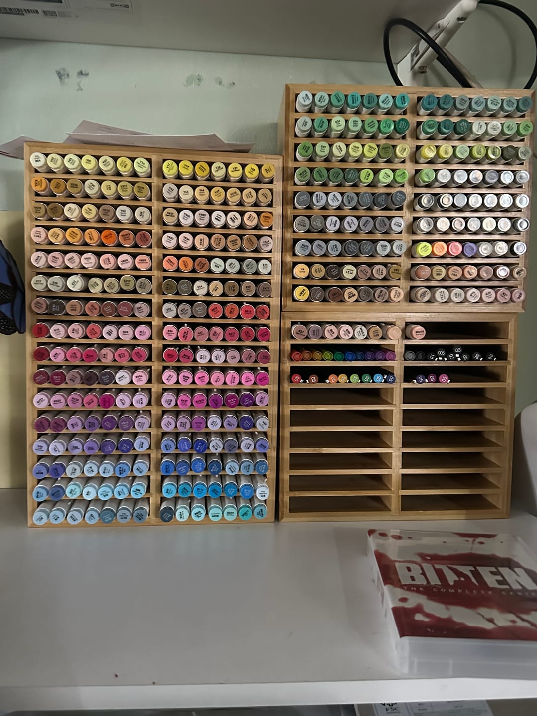 Customer photo review of Ohuhu Water-Based Glitter Metallic Marker Pens, 12 Shimmer Colors