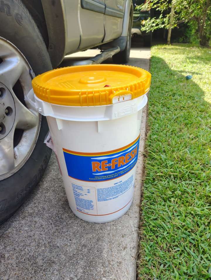 Customer photo review of Refresh 68% Calcium Hypochlorite Pool Shock