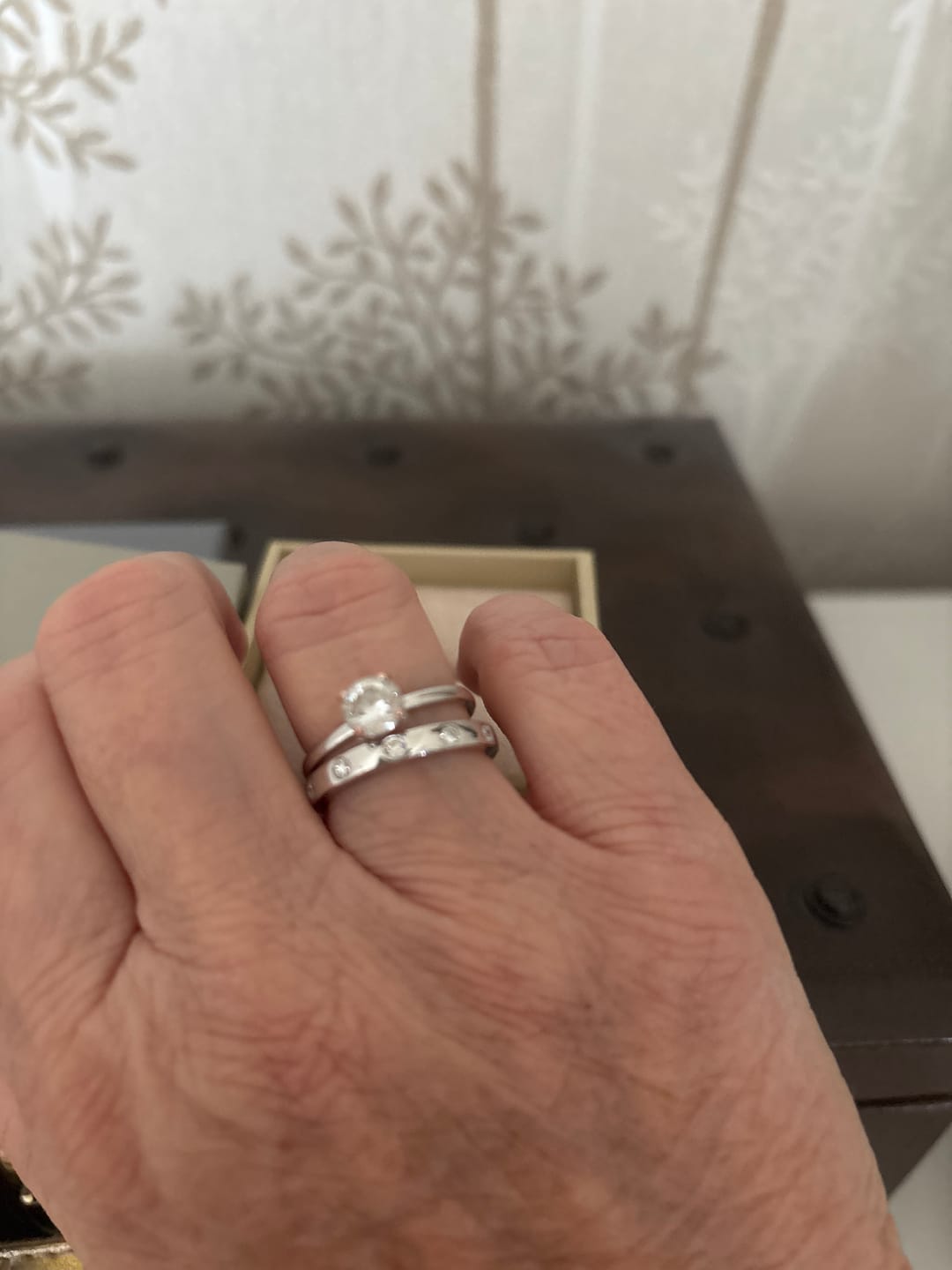 Customer photo review of Versa Lab Grown Diamond Band Ring
