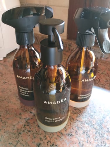 Customer photo review of Profumo "Baci di Talco" - Igienizzante tessuti e ambienti 300ml