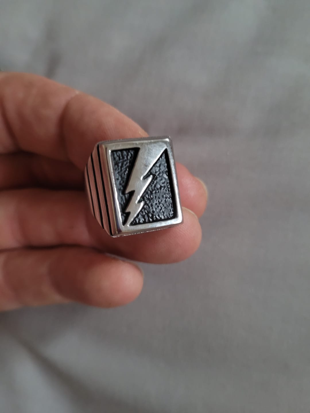 Customer photo review of LIGHTNING.