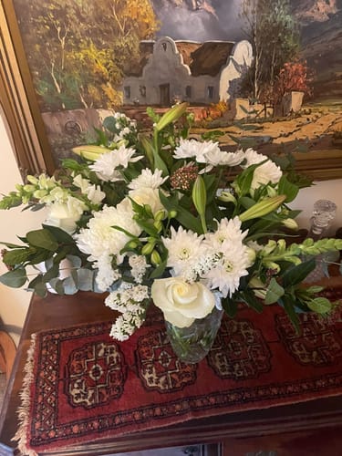 Customer photo review of Classic White Bouquet