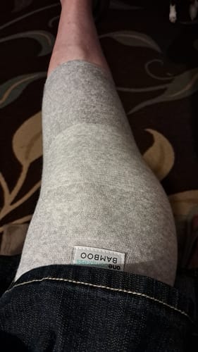 Customer photo review of Premium Bamboo Knee Sleeve (Single)