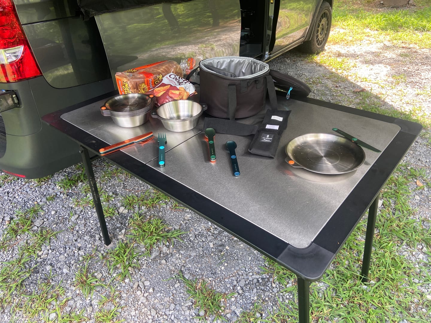 Customer photo review of Magware - Magnetic Bowls /Plates /Cutlery Family Set (35 PCS) - PRE-ORDER