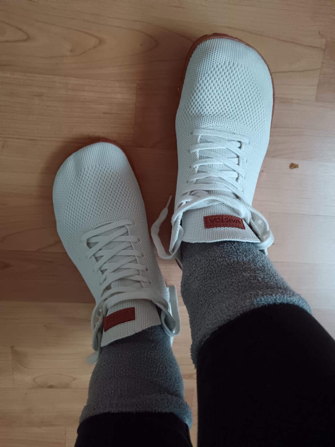 Customer photo review of Vaistoa Iloa Mid korkeavartiset paljasjalkatennarit
